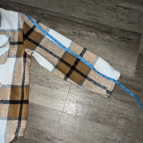 Woman’s Flannel Plaid Button Down Shacket Jacket Coat Size Med heavy duty - Picture 8 of 8